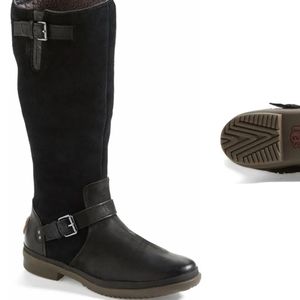 UGG Thomsen boots size 9